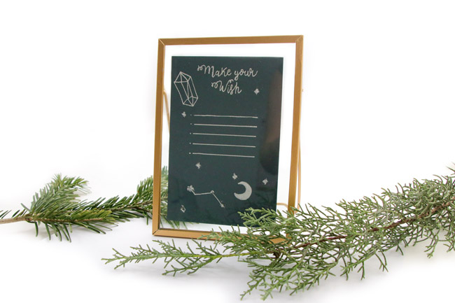 marco de bricolaje con cartel de saludo para el año esotérico