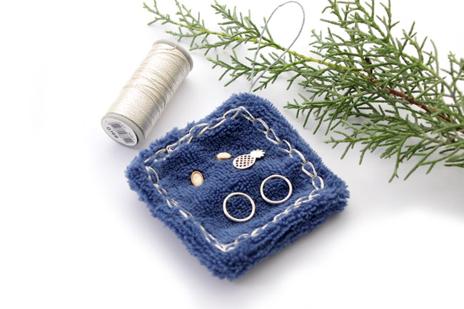 Pendientes de botón de bricolaje para colgar en piel