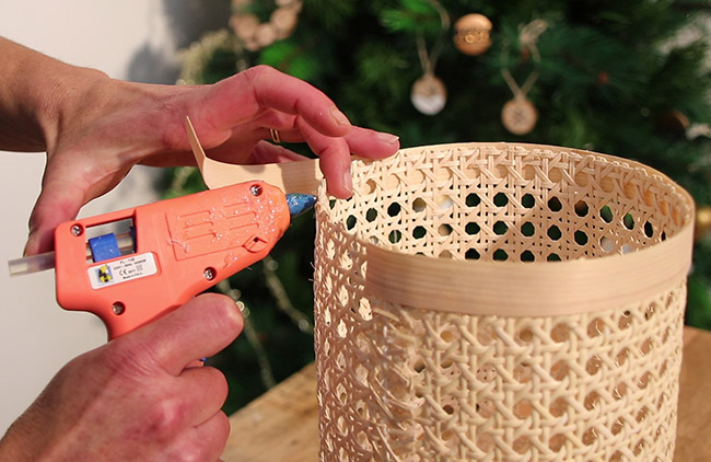 Acabados de astillas de madera cruda