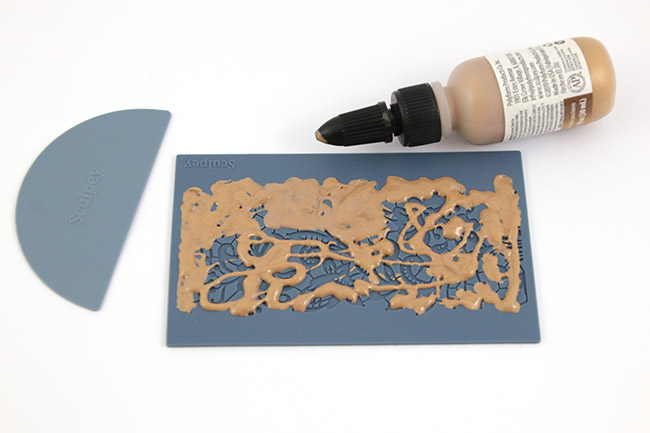 Moldeo de polímeros líquidos