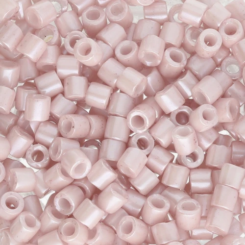 Miyuki Delica 8/0 DBL1534 - Opaque Pale Rosa Ceylon x8g