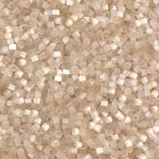 Miyuki Delica 11/0 DB0673 - Satinado de seda marfil antiguo x 100 g