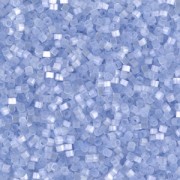 Miyuki Delica 11/0 DB0831-1 - Satinado de seda color periwinkle claro x8 g