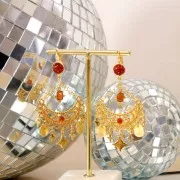 Pendiente gancho con anilla para cabuchón fondo plano 8 mm dorado con oro fino x2