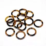 Colgante anilla de acetato de celulosa 14.5 mm Concha de tortuga Marrón/Negro x1
