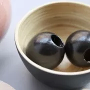 Surtido de 2 Cuentas De Madera Grandes para suspensión macramé 40mm Negro