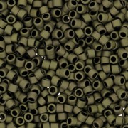 Toho Treasures 1,8 mm TO1T617 - Dark Olive Mat|raw }}