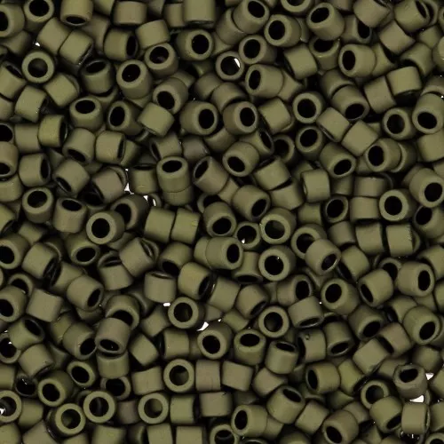 Toho Treasures 1,8 mm TO1T617 - Dark Olive Mat