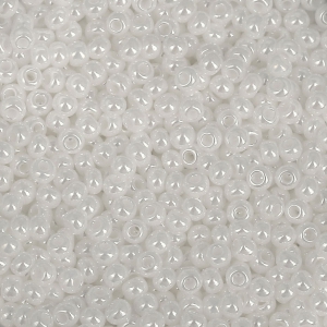 Cuentas de Rocalla Preciosa 11/0 de 2 mm - Chalkwhite Sfinx x250 g