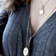 Dije / Colgante gota calado efecto martillado 18x12 mm Chapado de Oro 3 micras x1