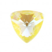 Cabuchón triángulo PureCrystal 4799 9 mm Crystal Sunshine Delite x 1