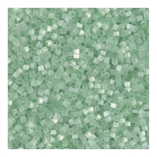 Miyuki Delica 11/0 DB0828-1 - Verde menta, satén de seda, 8 g