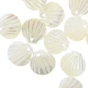 Dije de Nácar forma de concha 10x11 mm Natural x1