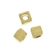 Cubos 3 mm Dorado con oro fin x10