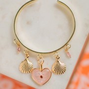 Dije / Colgante concha para trabajos bisutería DIY 13x18 mm Dorado x1