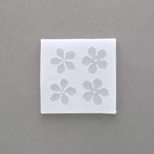 Molde silicono de resina63x63 mm - forma Flor de Cereza x1