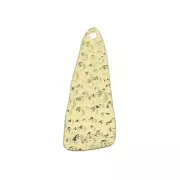 Dije triangular martillado para hacer joyas de fantasía 25x10mm - Dorado x1