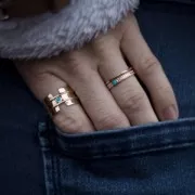 Anillo fino anilla martillada talla 60 Chapado de Oro 3 micras