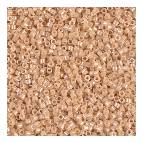Miyuki Delica 15/0 DBS0205 - Light Caramel Ceylon