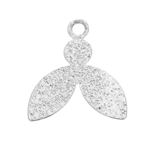Colgantes hojas martilladas de latón 15x14 mm para joyas DIY - Plateado x4