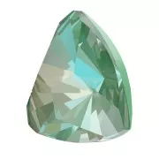 Cabuchón triángulo PureCrystal 4799 9 mm Crystal Silky Sage Delite x 1