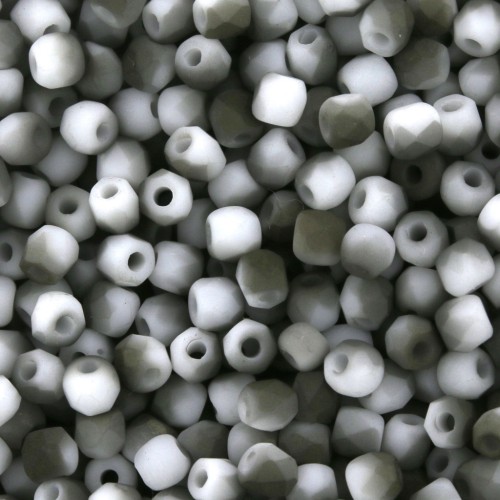 Verdaderas facetas de 2 mm - Chalk White Valentinite Mat x50