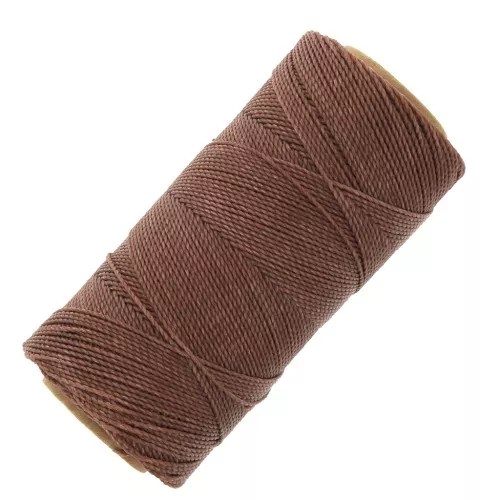 Bobina de hilo encerado Linhasita para micromacramé 0,75 mm - Avellana (567) x228m