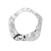 Colgante pentágono irregular de latón martillado 25x24 mm - Rodiado x1|raw }}