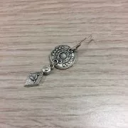 Dije / Colgante rombo y redondo trabajado motivo serpiente 23x10 mm - Dorado con oro fino x1