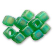 Cubos Miyuki 1.8 mm SB18-0146FR - Tr Green Mat AB x10g|raw }}