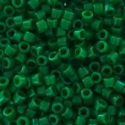 Miyuki Delica 11/0  DB0656 - Dyed Opaque Green paquete de 100g