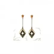 Entrepieza rombo trabajado 23x13 mm de zamac - Chapado Plateado envejecido x1