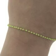 Cadena adornadacon cuentas Miyuki Delica 11/0 1.70 mm - Dorado - Verde Claro x1 m