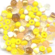Surtido de cuentas de Boemia amarillo x50g