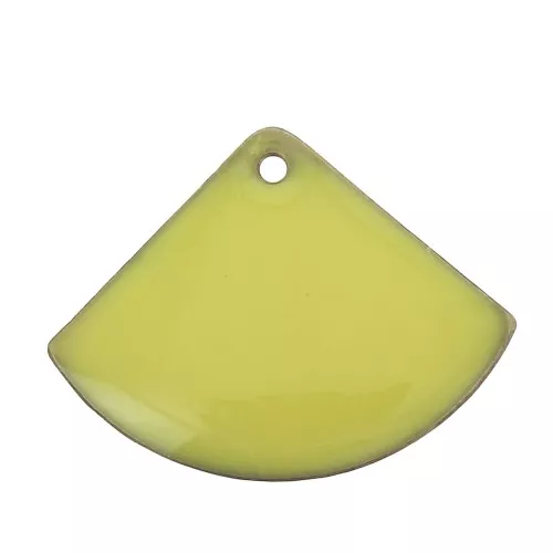 Dijes abanico de latón y resina epoxi 15x20 mm Jaune x4
