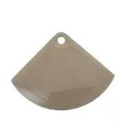 Dijes abanico de latón y resina epoxi 15x20 mm Topo x4