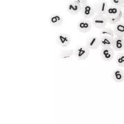 Surdido de 100 cuentas Cifras redondas alfabeto 7 mm Blanco - Negro