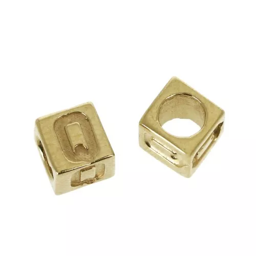 Cuenta letra alfabeto cubo 5 mm con un agujero grande- Q - Chapado de Oro 3 micras x1