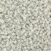 Rocalla Miyuki 15/0 600 - Opaque Limestone Luster x8g