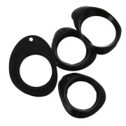 Colgantes ovalados irregulares calados de Tagua 24x22 mm  - Negro x4|raw }}