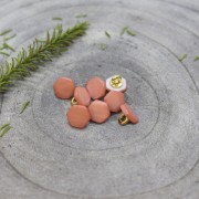 Botón de pie de metal y nácar teñida - Atelier Brunette Quartz 10mm Melba x1