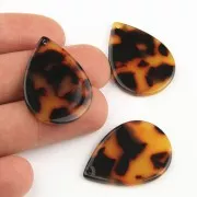 Colgante gota 31x22 mm - De Concha De Tortuga- Marron - Negro x1