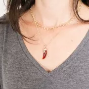 Colgante diente tiburón piedra gema 26x10mm Quartz Rose Chapado de Oro 3 micras x1