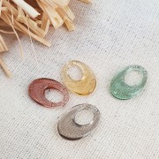 Colgante ovalado calado de acrílico 20x14 mm - Marrón transparente x1