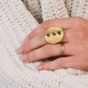 Anillo ajustable con bandeja martillada 25 mm - Dorado al oro fino x1