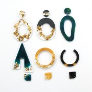 Molde de silicono n°5 para hacer pendientes de resina 15x17 cm x1