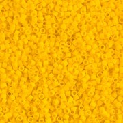 Miyuki Delica 11/0  DB1582 - Mat Opaque Canary paquete de 100g|raw }}