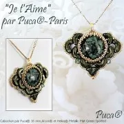 Cabuchón redondo de vidrio por Puca® 25 mm Metallic Mat Green Spotted x1