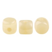 Minos® par Puca® 2.5x3 mm Opaque Beige x5g