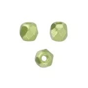 Facetadas 2 mm (True 2) Alabaster Pastel Olivine x50